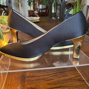 NEW DENKSTEIN Sz 7.5 Black Silk/ Gold Platform & Heel